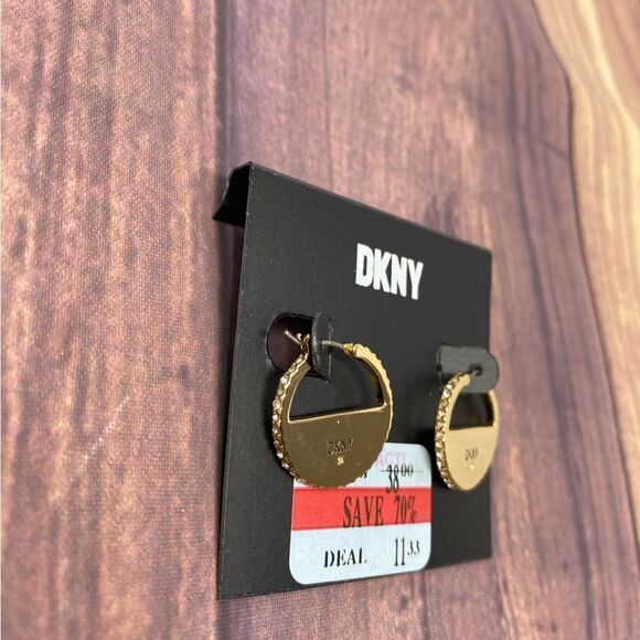 DKNY CUBIC ZIRCONIA GOLD EARRINGS NZ95 - Picture 3 of 4